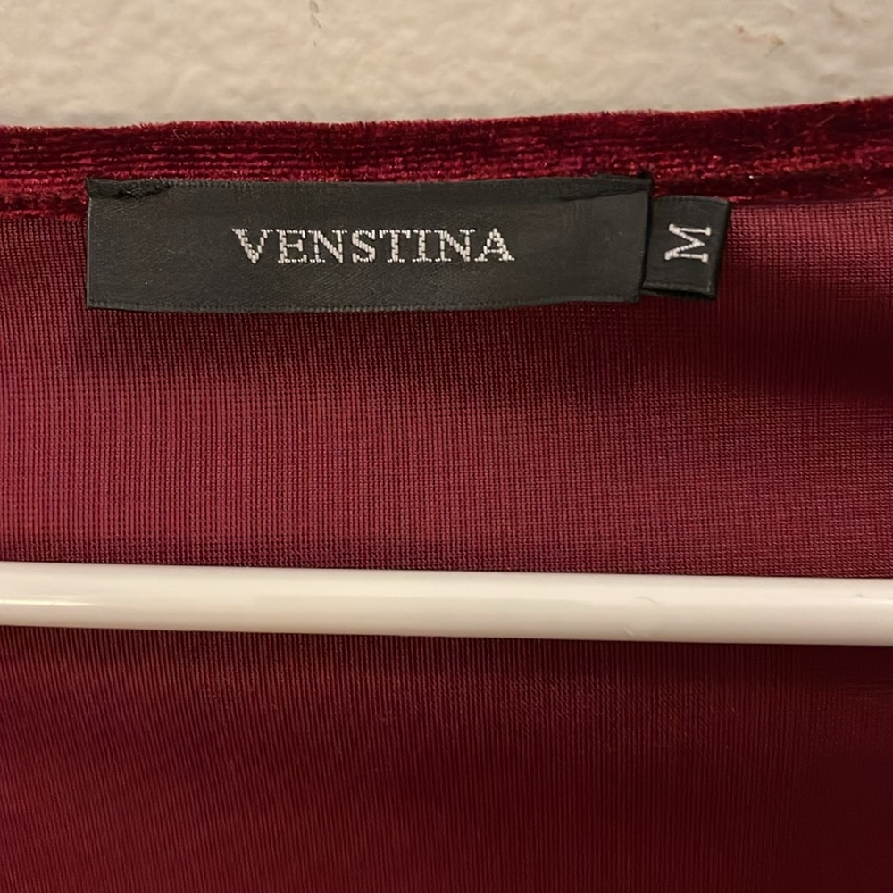 NWOT VENSTINA DRESS SIDE ROUCHE - Picture 2 of 3